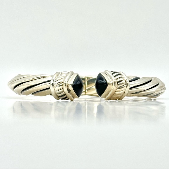 Silpada Vintage Retired B0761 Hinged Cuff Bracelet w/ Black Onyx